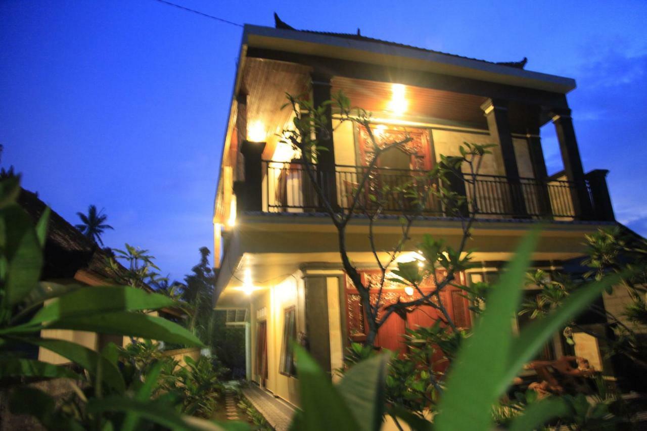 Pondok Gepokan Homestay ウブド エクステリア 写真